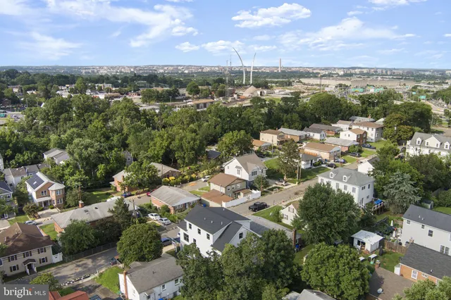 $1,599,900 | 1610 12th Street South, Arlington, VA 22204