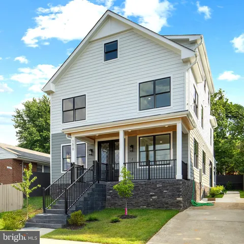 $1,599,900 | 1610 12th Street South, Arlington, VA 22204