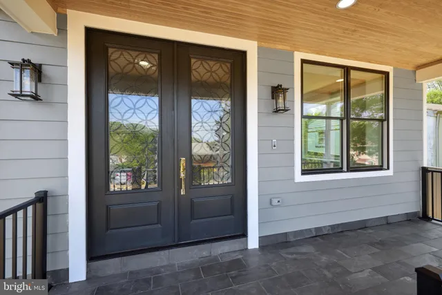 $1,599,900 | 1610 12th Street South, Arlington, VA 22204