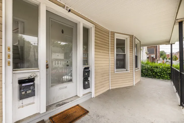 $2,000 | 25 Hunting Street, Bridgeport, CT 06606