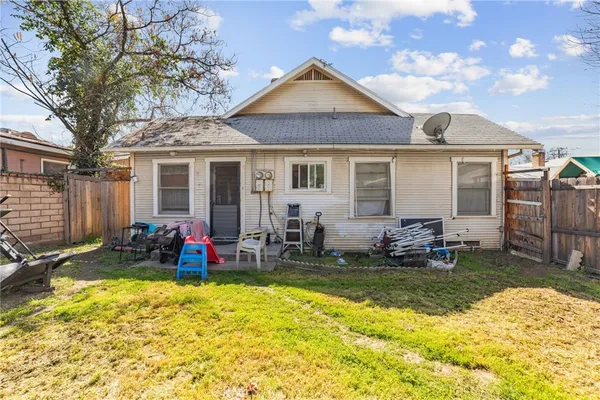 a view of a house with patio