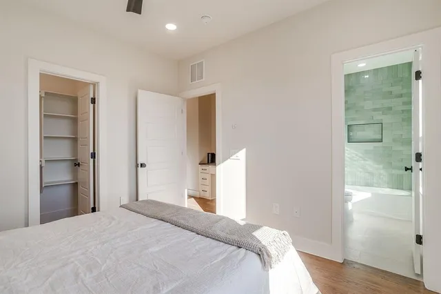 $2,850 | 302 Foch Street, Unit 150, Fort Worth, TX 76107