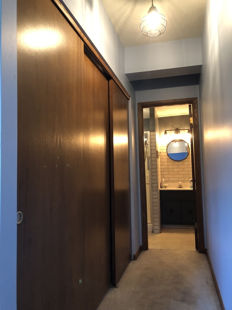 1502 Woodbridge Road, Unit 2F Joliet, IL 60436 - Photo 21 of 38 Gallery Image 21