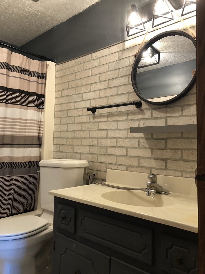1502 Woodbridge Road, Unit 2F Joliet, IL 60436 - Photo 26 of 38 Gallery Image 26