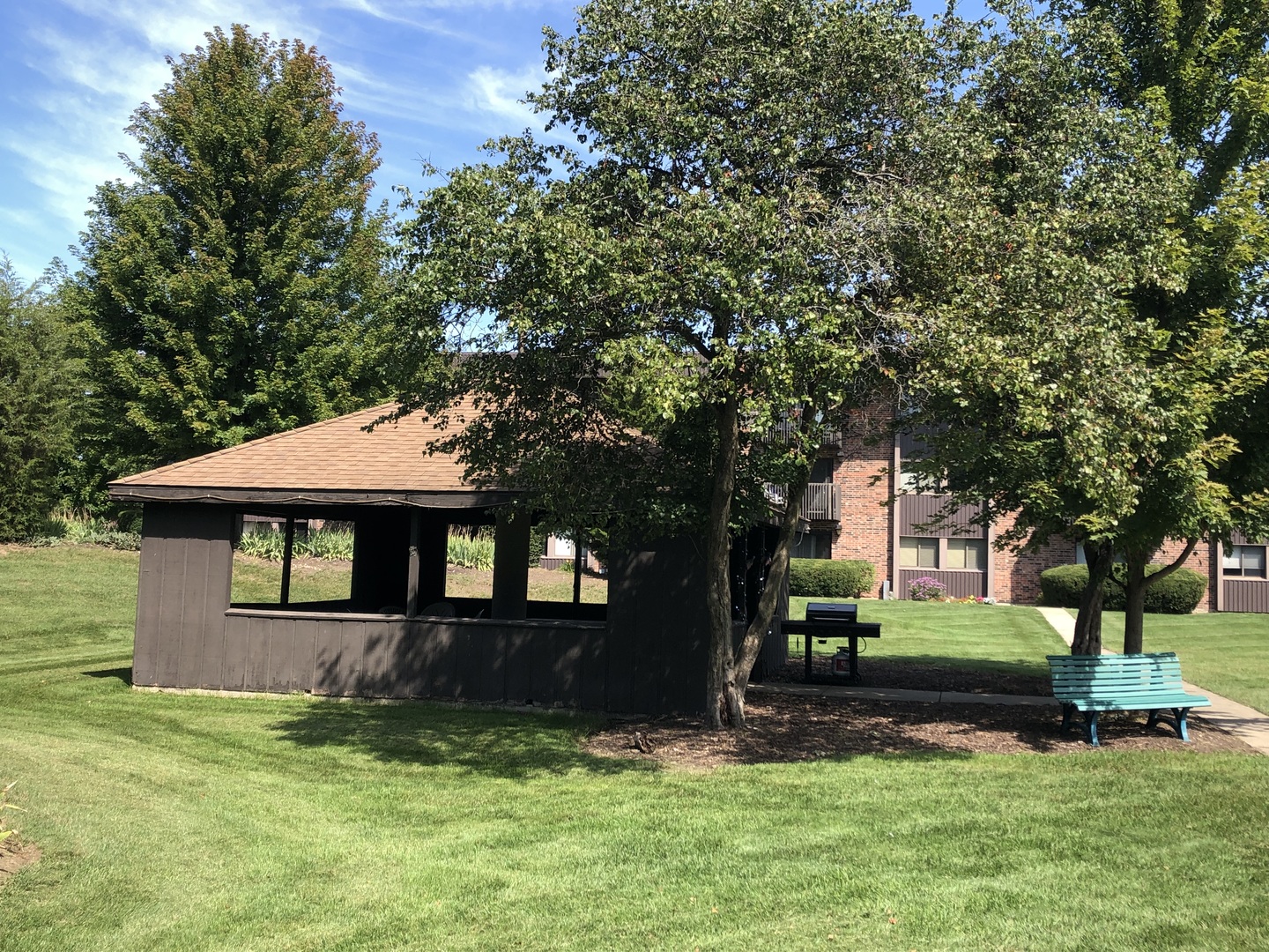 1502 Woodbridge Road, Unit 2F Joliet, IL 60436 - Photo 27 of 38 Gallery Image 27