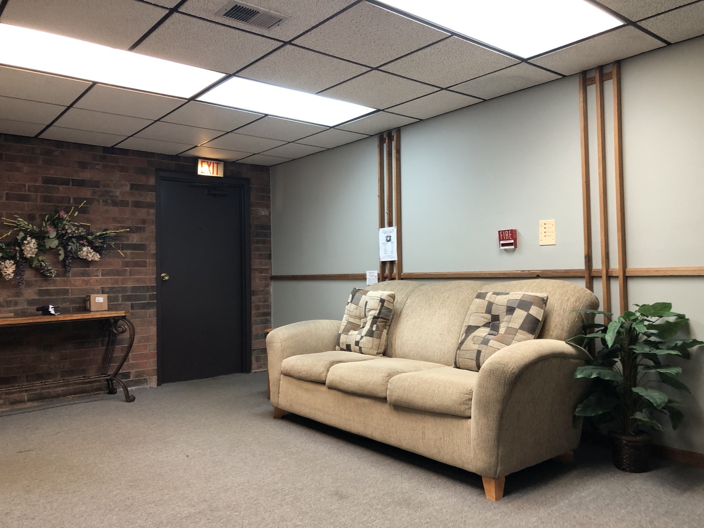 1502 Woodbridge Road, Unit 2F Joliet, IL 60436 - Photo 33 of 38 Gallery Image 33