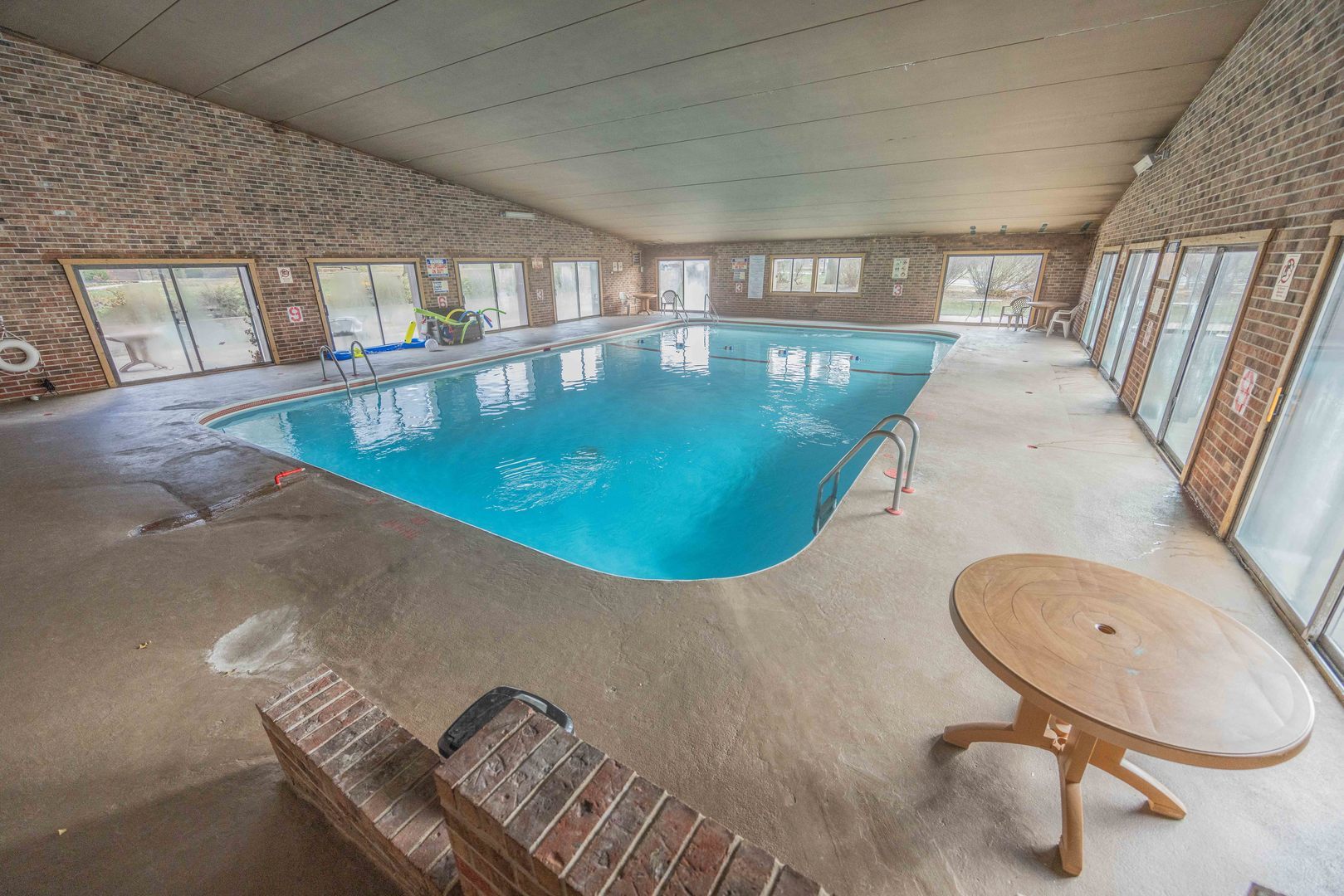 1502 Woodbridge Road, Unit 2F Joliet, IL 60436 - Photo 35 of 38 Gallery Image 35