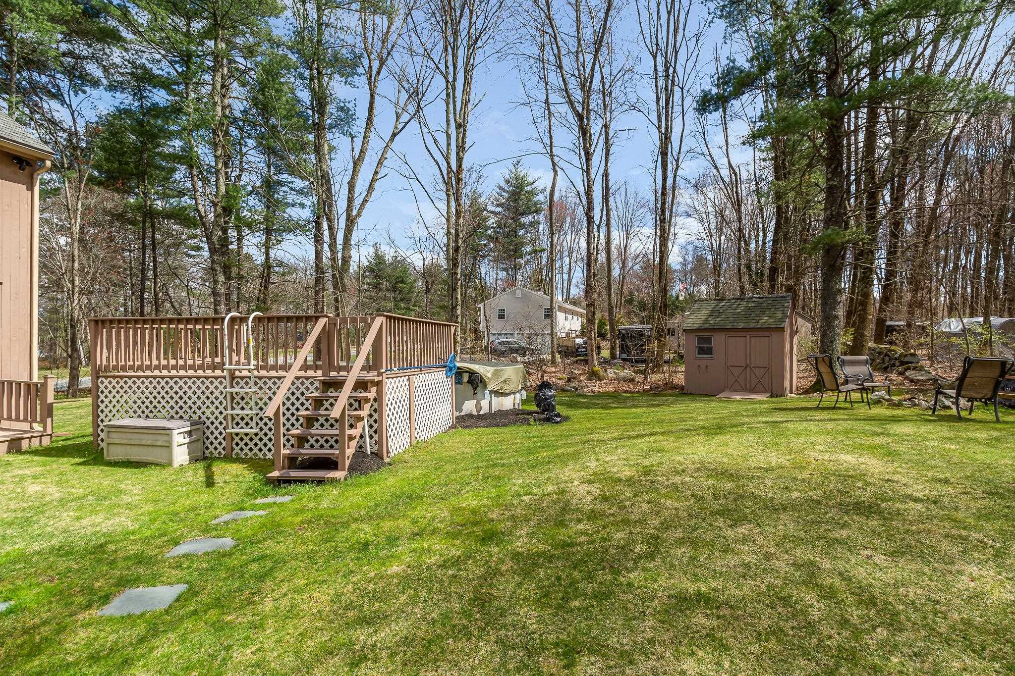 169 Lancaster Farm Road Salem, NH 03079 - Photo 5 of 40