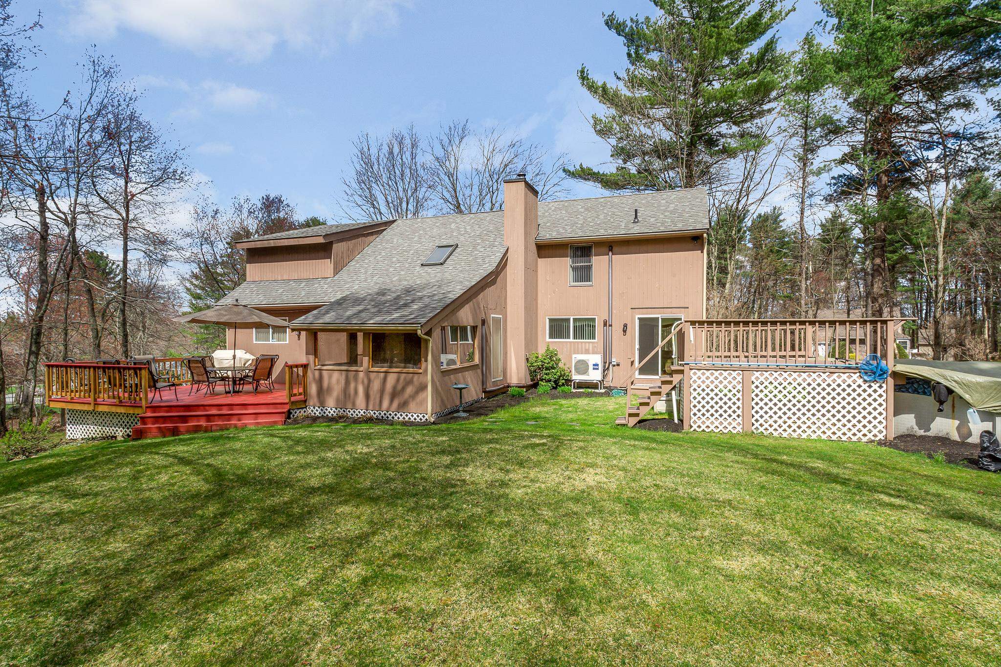 169 Lancaster Farm Road Salem, NH 03079 - Photo 6 of 40