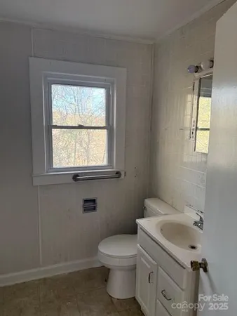 $239,900 | 171 Oakdale Drive, Spruce Pine, NC 28777