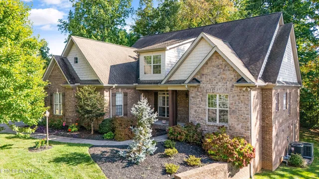 $844,000 | 2125 Jakes Walk Lane, Knoxville, TN 37932