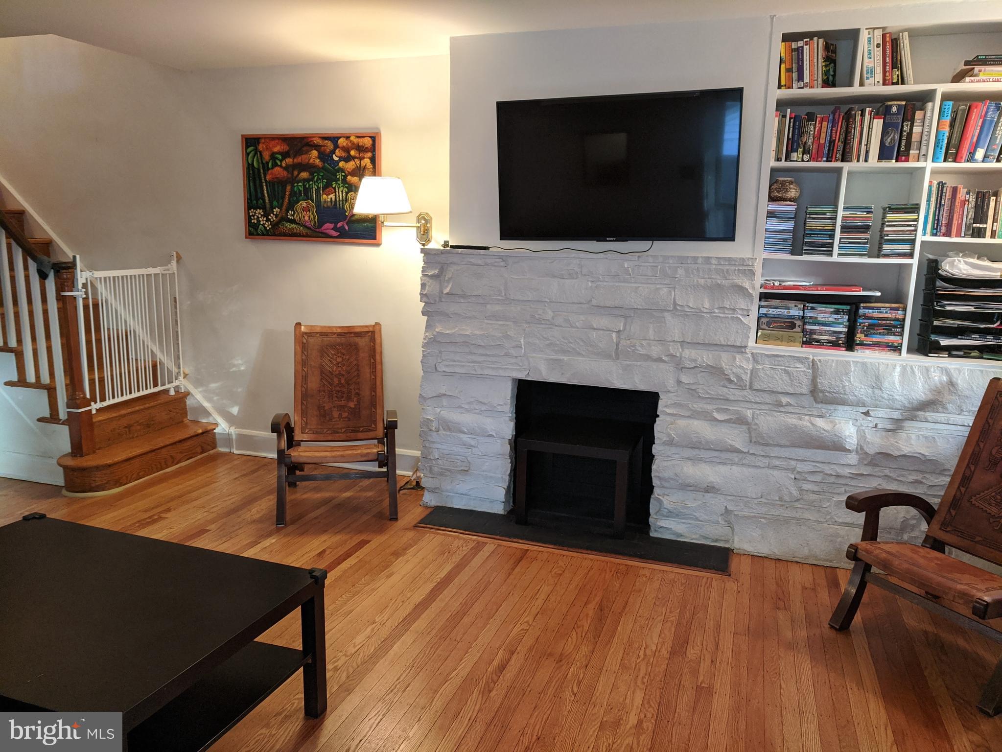 244 Henley Road Wynnewood, PA 19096 - Photo 5 of 36
