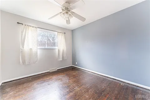 $214,000 | 1716 Debbie Drive, High Ridge, MO 63049