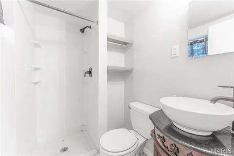 $214,000 | 1716 Debbie Drive, High Ridge, MO 63049