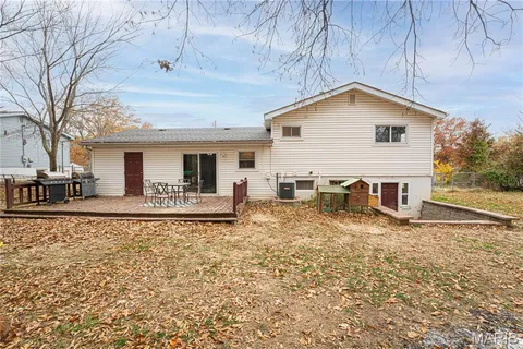 $214,000 | 1716 Debbie Drive, High Ridge, MO 63049