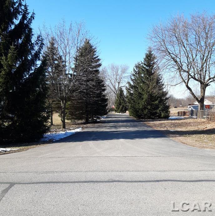 2000 Carson Adrian, MI 49221 - Photo 2 of 8 Gallery Image 2