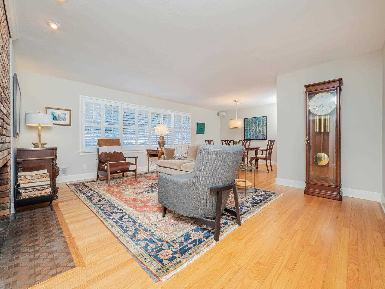 909 Brookwood Drive Raleigh, NC 27607 - Photo 3 of 27 Family Room