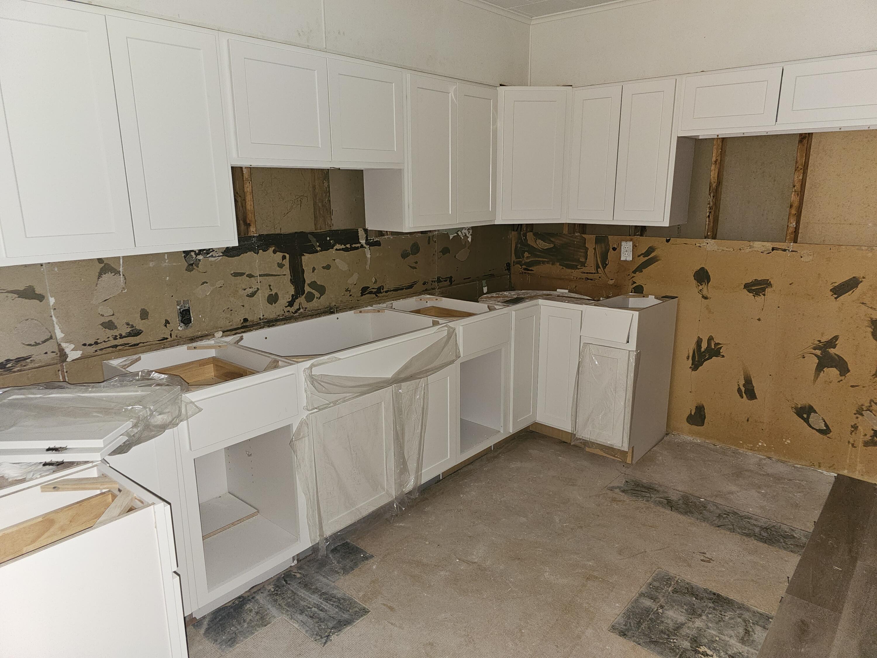 1560 Brooks Road South Muskegon, MI 49442 - Photo 13 of 26 20251023_152334