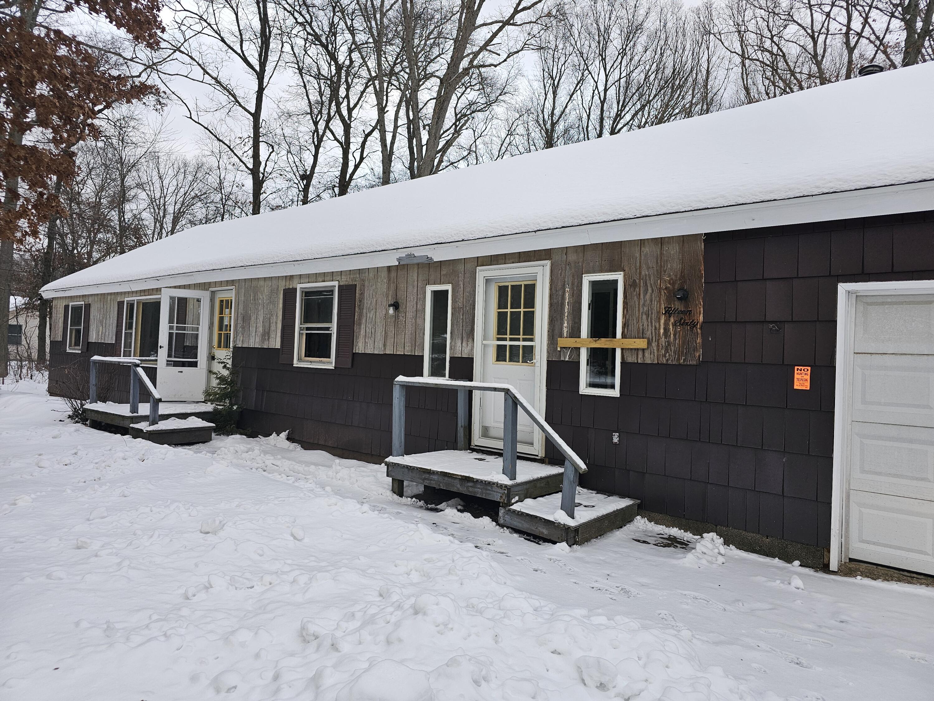 1560 Brooks Road South Muskegon, MI 49442 - Photo 2 of 26 20250115_163719