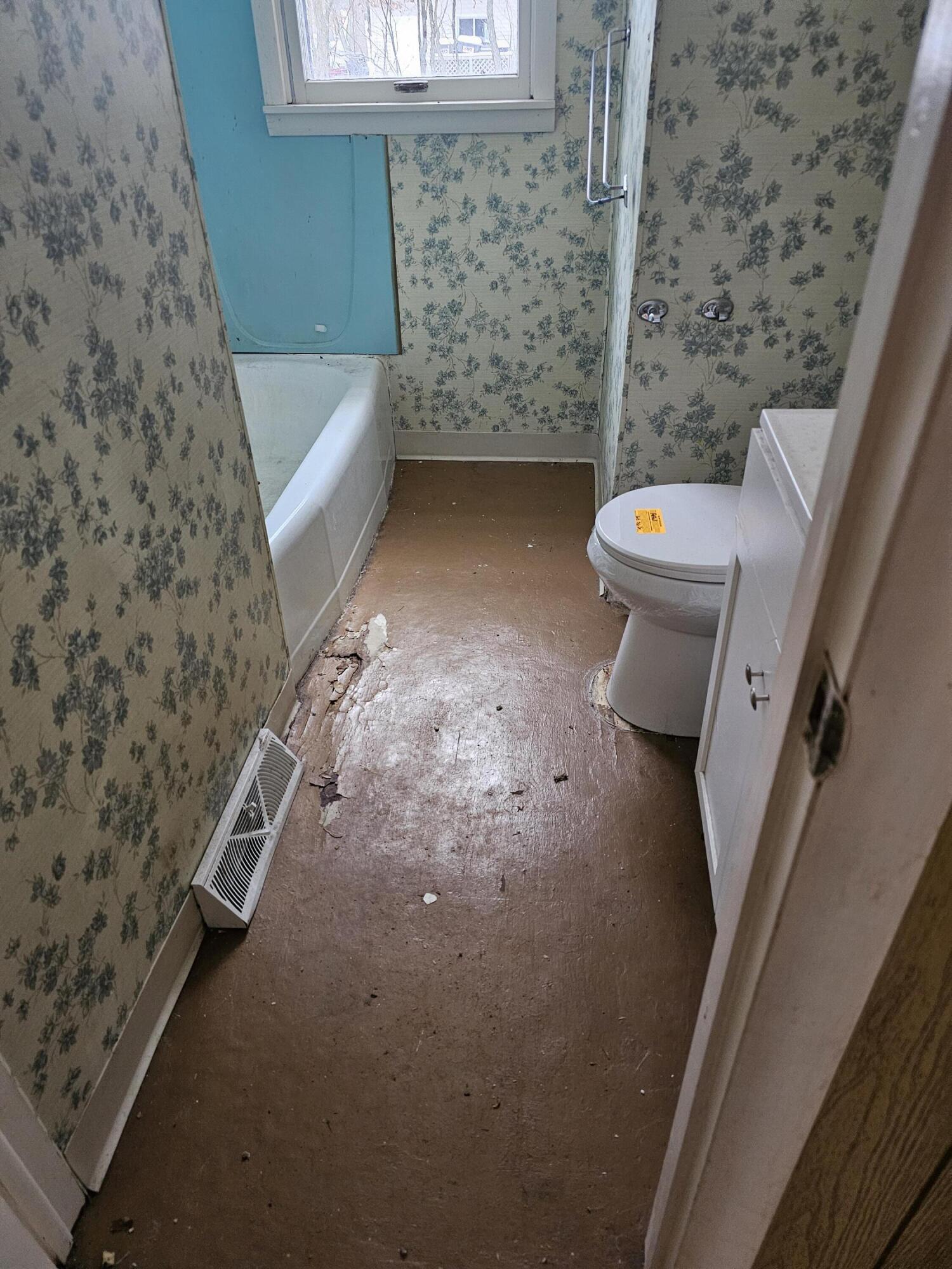 1560 Brooks Road South Muskegon, MI 49442 - Photo 22 of 26 20250115_162144