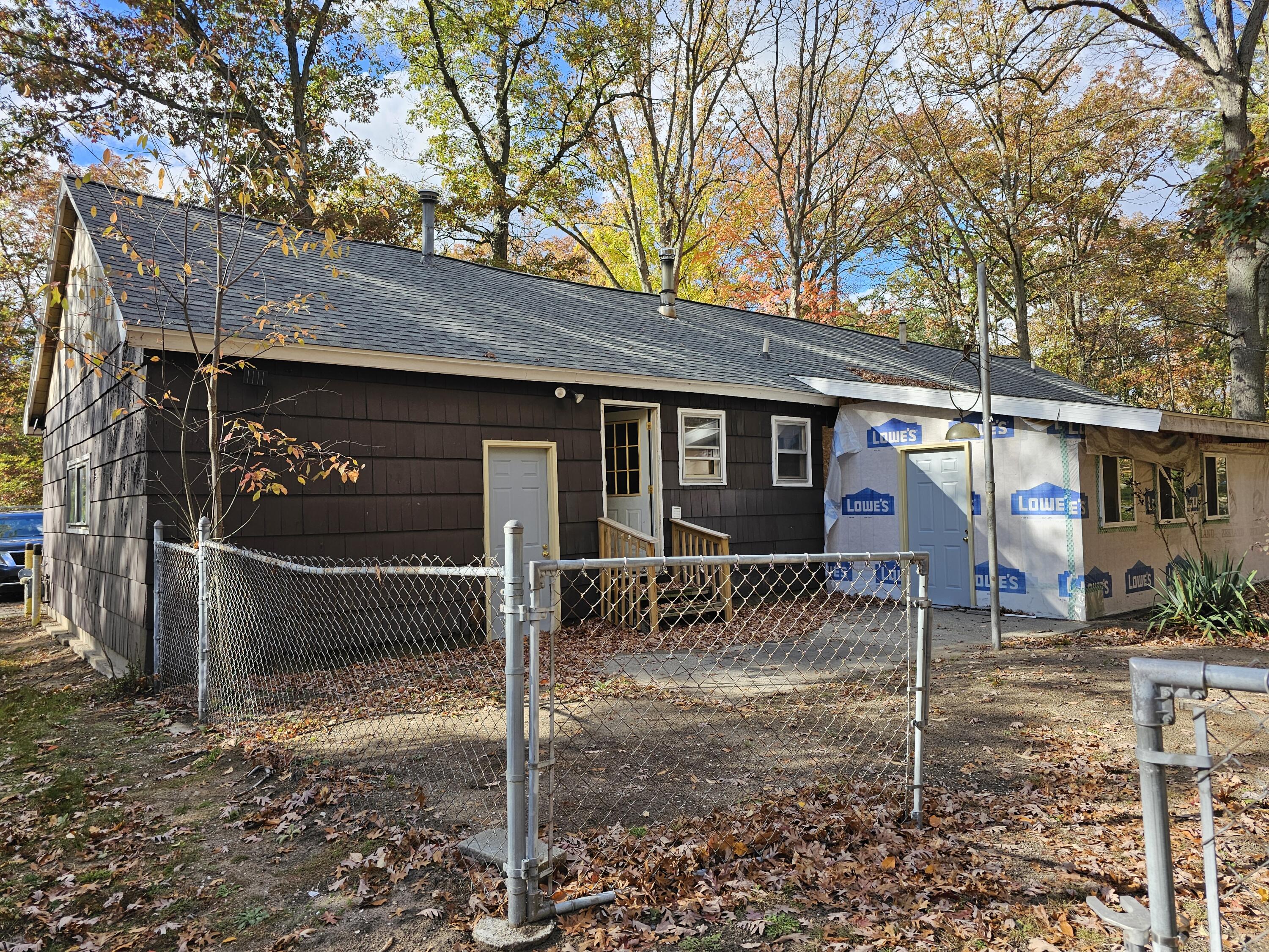 1560 Brooks Road South Muskegon, MI 49442 - Photo 5 of 26 20251023_153250