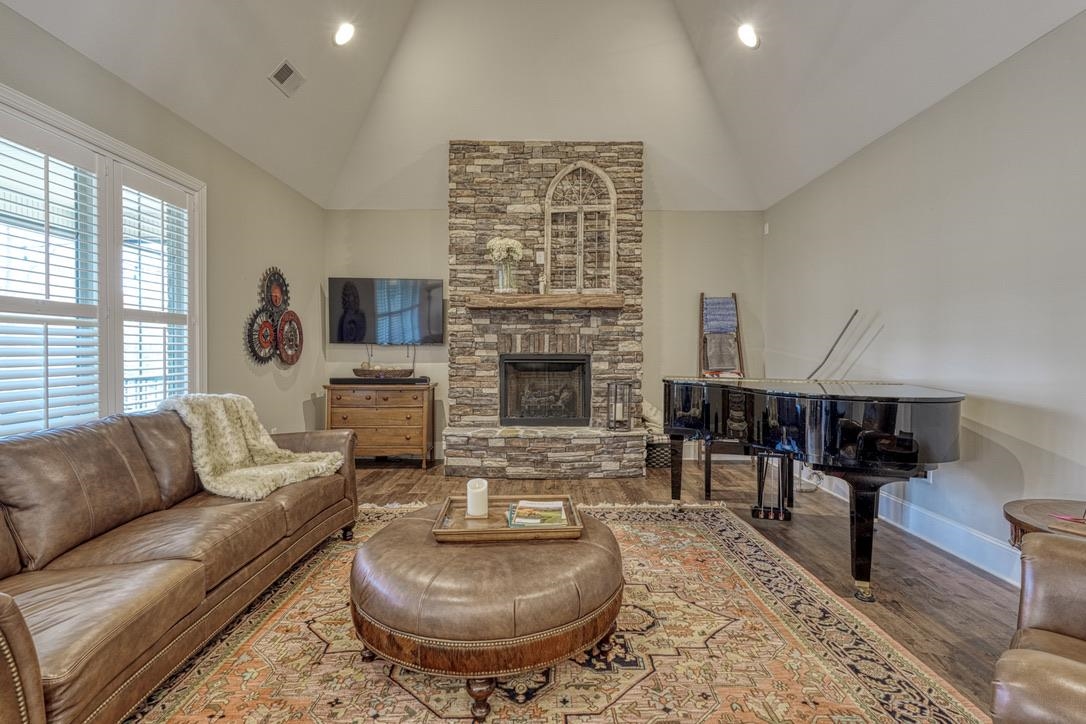 813 Grande Dunes Way Inman, SC 29349 - Photo 11 of 50