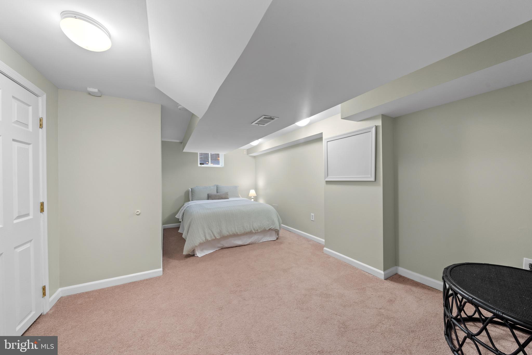 2 Whitestone Court Silver Spring, MD 20901 - Photo 29 of 35 Bedroom 4