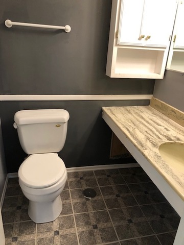 1035 Hermitage Lane Hoffman Estates, IL 60169 - Photo 12 of 21