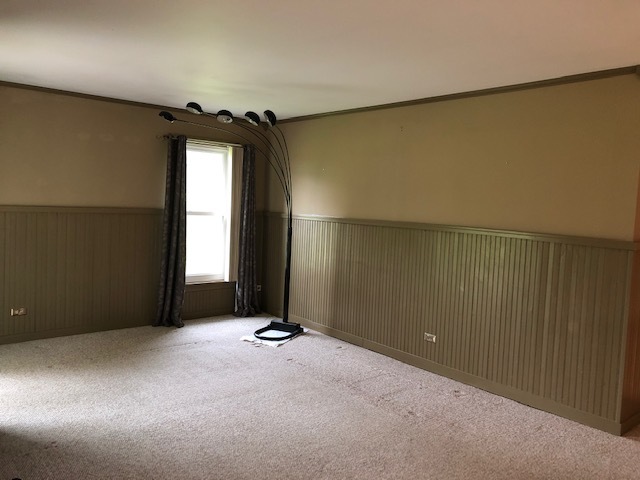 1035 Hermitage Lane Hoffman Estates, IL 60169 - Photo 3 of 21