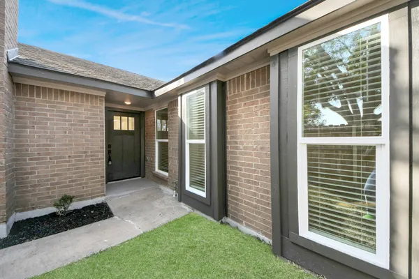$244,900 | 3305 Avenue R, Rosenberg, TX 77471