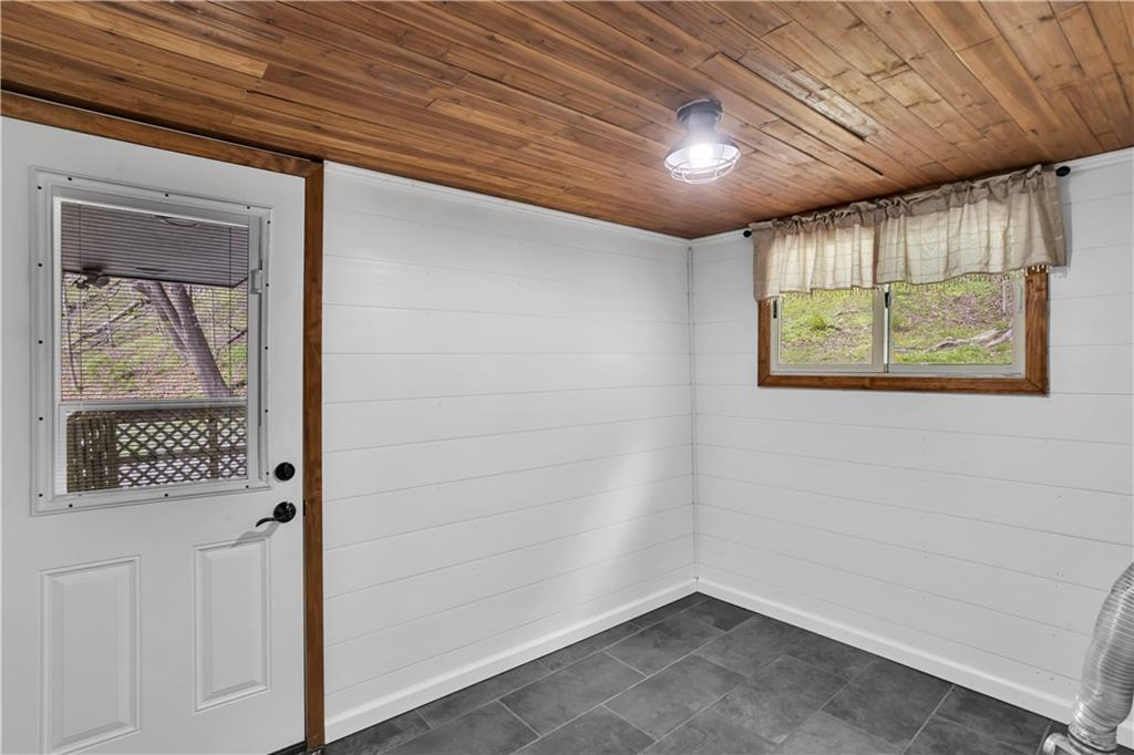 1360 Abers Creek Road Monroeville, PA 15146 - Photo 25 of 37 a view of an empty room