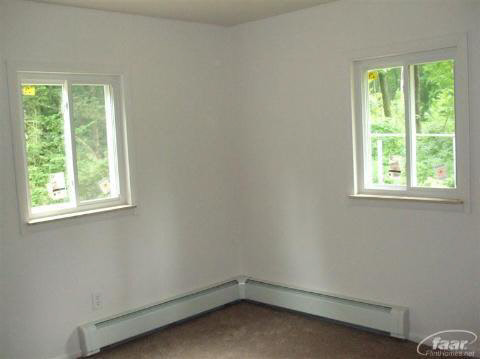 9374 Lee Jones Road Fenton, MI 48430 - Photo 11 of 16 20226088-10.JPG