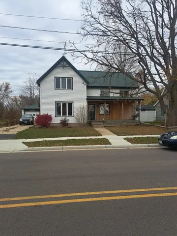 $205,000 | 660 East Lake Avenue, Monticello, WI 53570