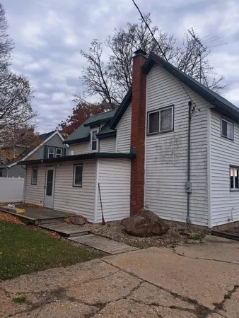 $205,000 | 660 East Lake Avenue, Monticello, WI 53570