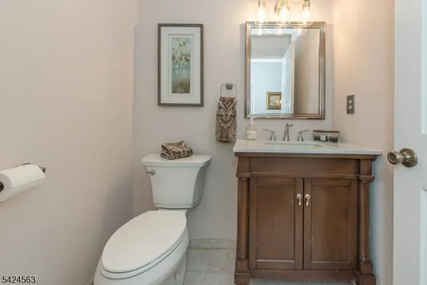 $499,000 | 32 Birch Terrace, Mount Arlington, NJ 07856