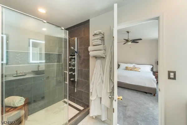 $499,000 | 32 Birch Terrace, Mount Arlington, NJ 07856