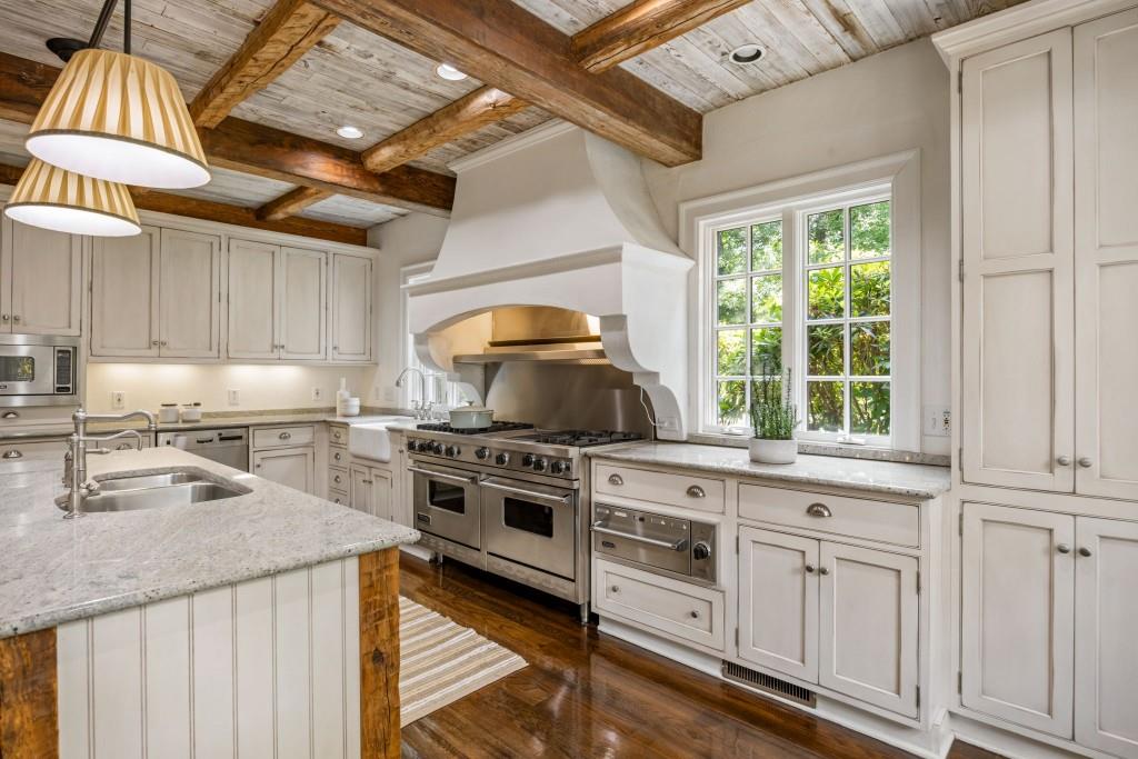 2485 West Wesley Road Northwest Atlanta, GA 30327 - Photo 18 of 84