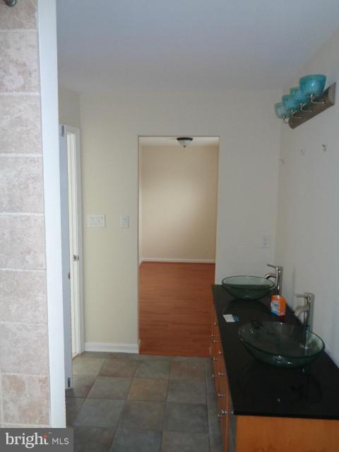 321 St Georges Road Baltimore, MD 21221 - Photo 12 of 21 Bath (Master)