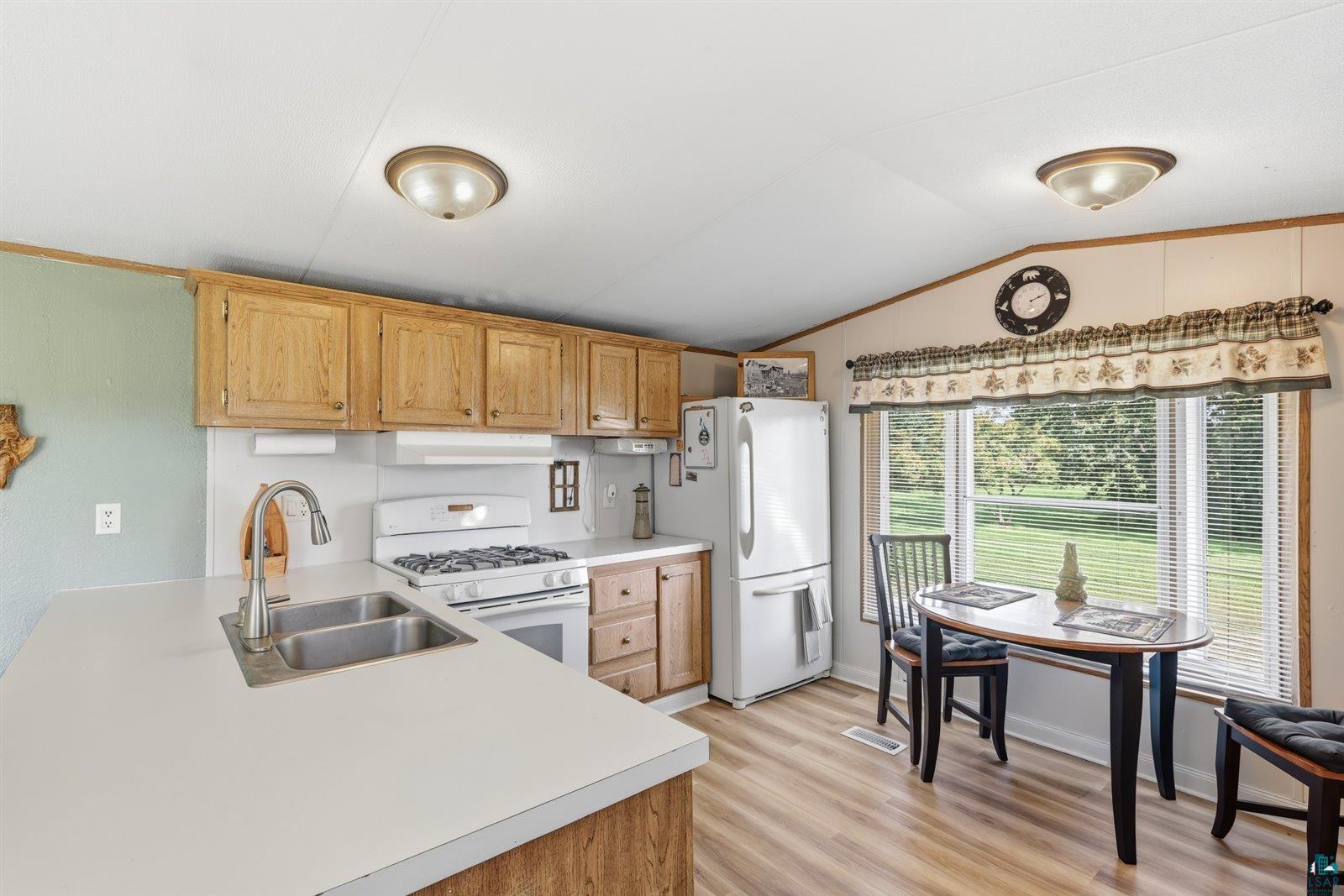 10062 Dart Road Meadowlands, MN 55765 - Photo 6 of 21 Gallery Image 6
