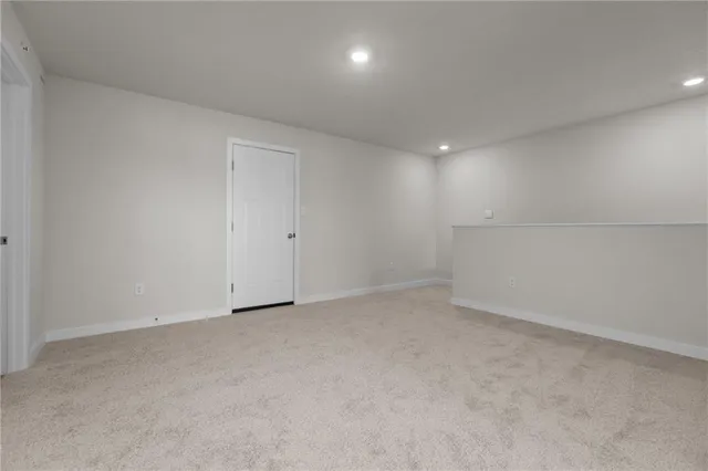 $2,300 | 216 Hanover Lane, Meadow Lands, PA 15347