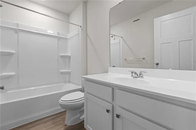 $2,300 | 216 Hanover Lane, Meadow Lands, PA 15347