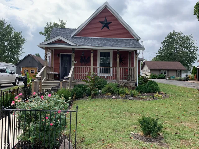 $199,900 | 509 Howard Avenue, Rockville, IN 47872