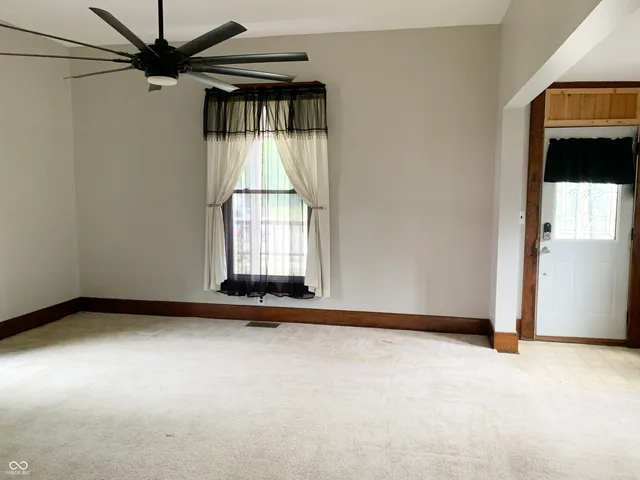 $199,900 | 509 Howard Avenue, Rockville, IN 47872