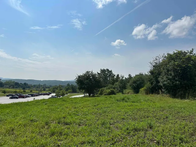 $175,000 | 220 Gloria Avenue, Rutland, VT 05701