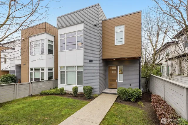 $2,250,000 | 315 State Street, Unit 21, Kirkland, WA 98033