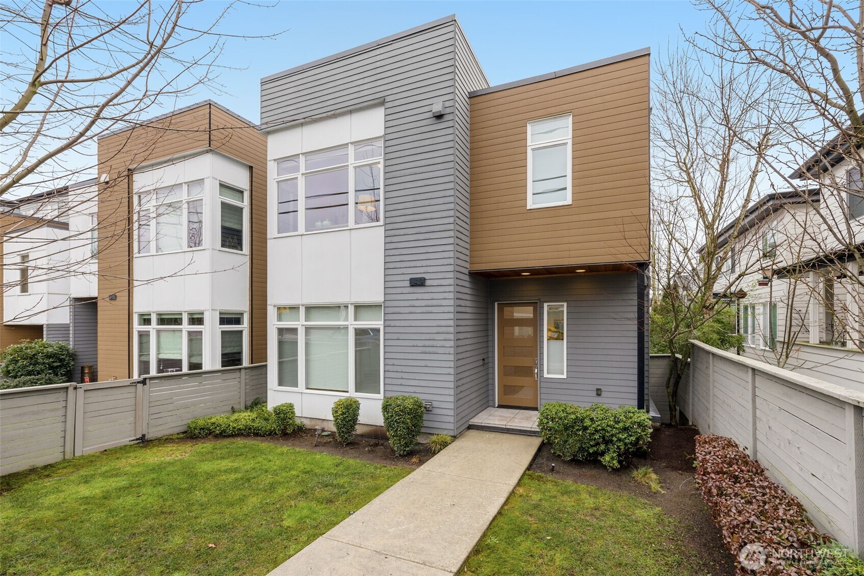 315 State Street, Unit 21 Kirkland, WA 98033 - Photo 1 of 34