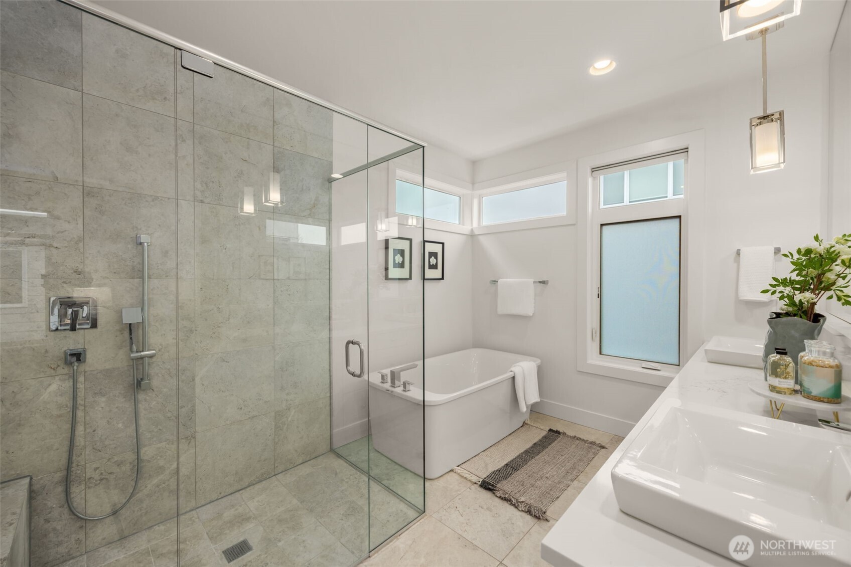 315 State Street, Unit 21 Kirkland, WA 98033 - Photo 18 of 34