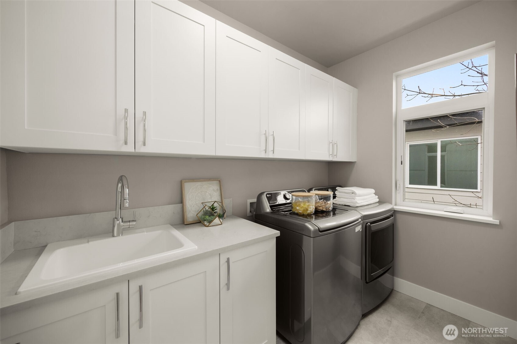 315 State Street, Unit 21 Kirkland, WA 98033 - Photo 26 of 34