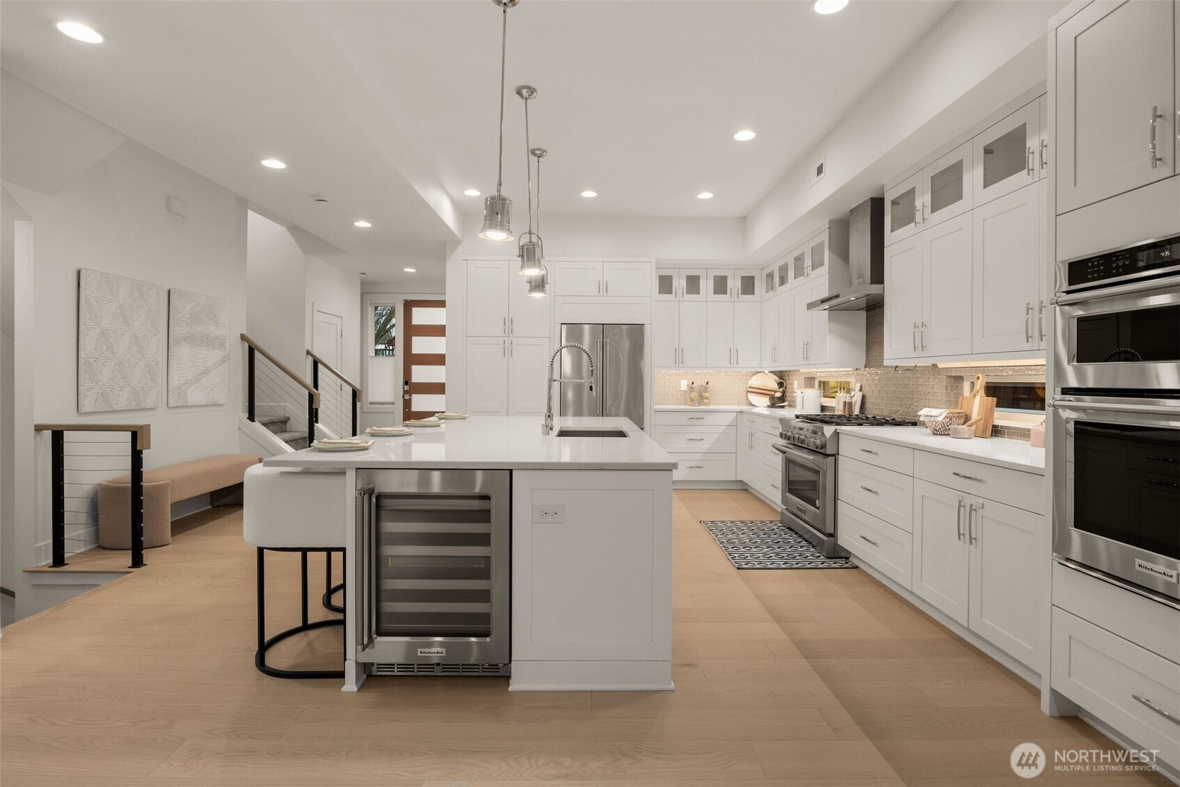 315 State Street, Unit 21 Kirkland, WA 98033 - Photo 5 of 34