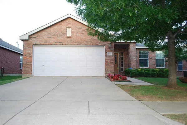 $2,200 | 4713 Fox Sedge Lane, Denton, TX 76208